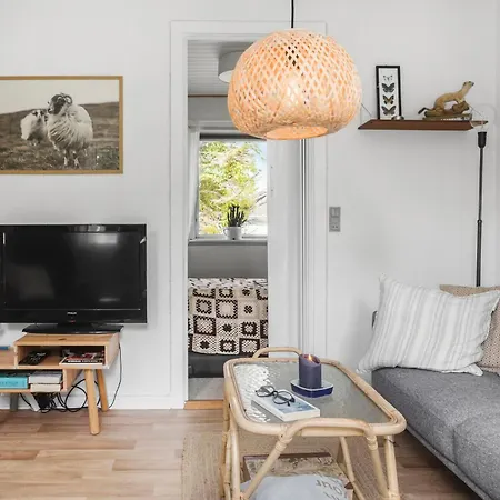 度假居 2 Bedroom Stunning In Vaeggerlose