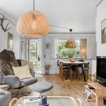 2 Bedroom Stunning In Vaeggerlose 度假居 *