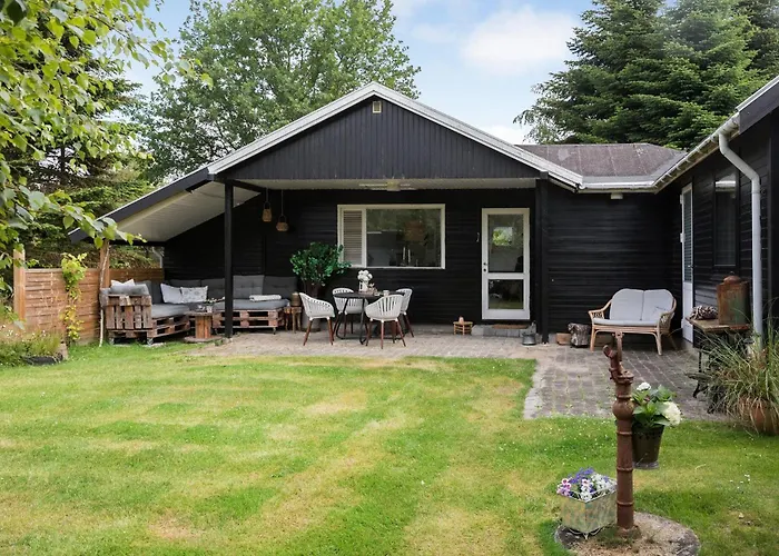 2 Bedroom Stunning In Vaeggerlose * Bøtø By